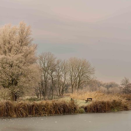 Aan De Amstel Vila De Kwakel Exterior foto